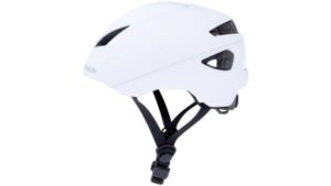 na elektrických bicykloch atď. Vybavená technológiou InMold a upínaním Twist2Lock a magnetickou prackou Fidlock pre jednoduché nasadenie. Odnímateľný textilný štít a 9 prieduchov. K dispozícii v rôznych farebných kombináciách a v dvoch veľkostiach. Hmotnosť 305g.